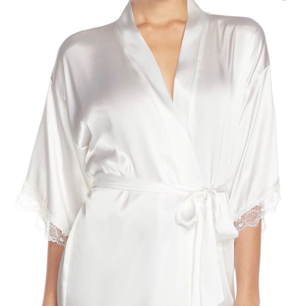 In Bloom by Jonquil The Bride Short Satin Wrap